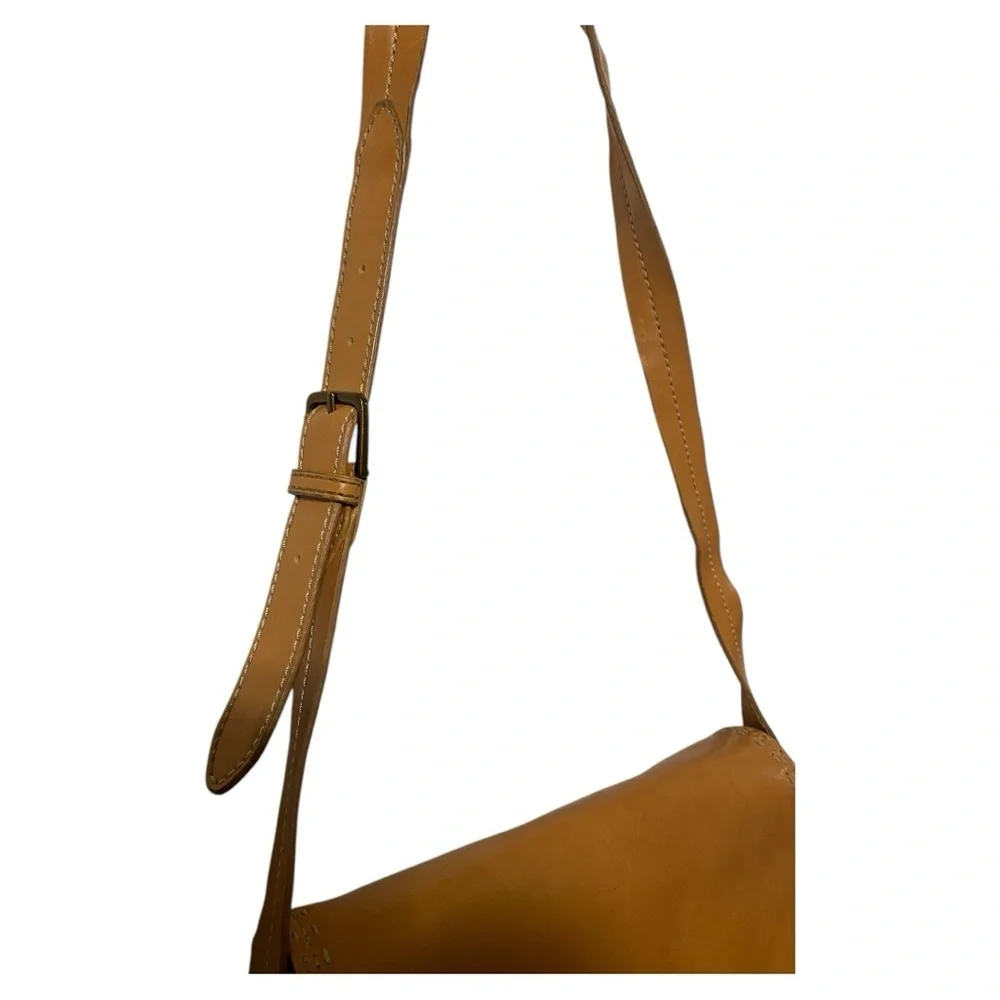 Tan Shoulder Purse Flap Over with Pockets Relic Vintage - Picture 3 of 10